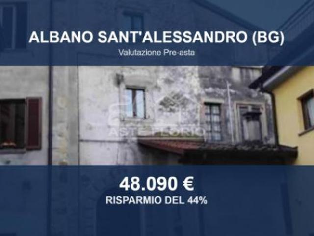 Villa Indipendente in vendita a Albano Sant'alessandro, Lombardia