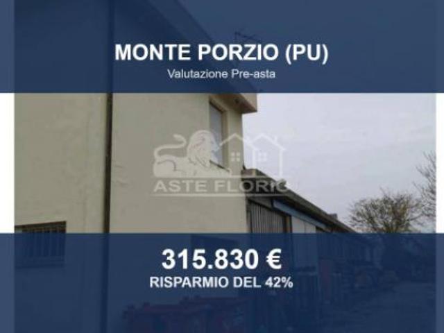 Capannone in vendita a Marche, Pesaro E Urbino