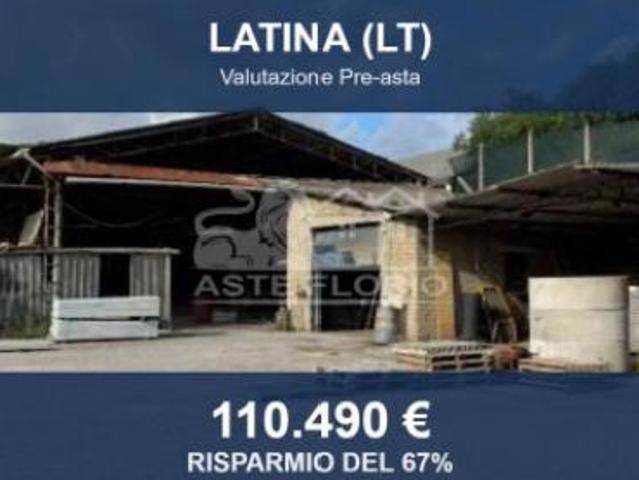 Capannone in vendita a Latina, Lazio