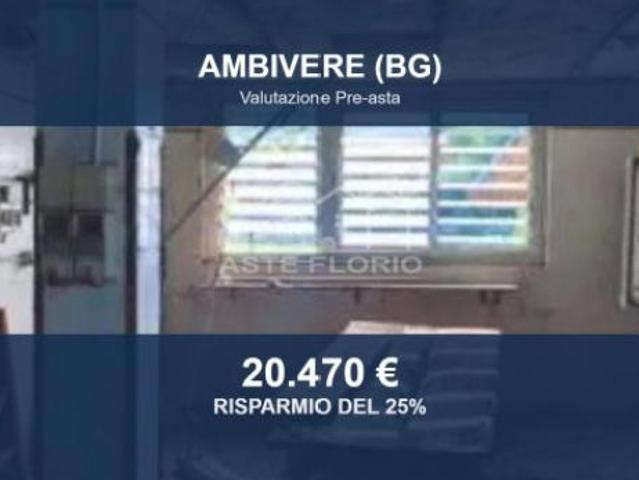 Locale Commerciale in vendita a Ambivere, Lombardia