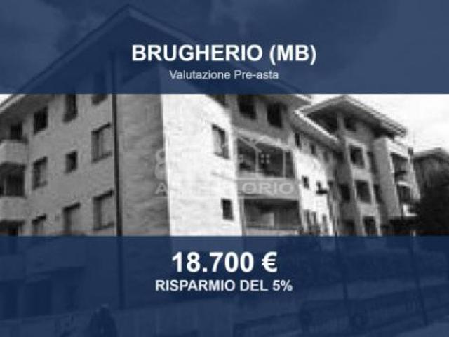 Box in vendita a Moncucco, Brugherio