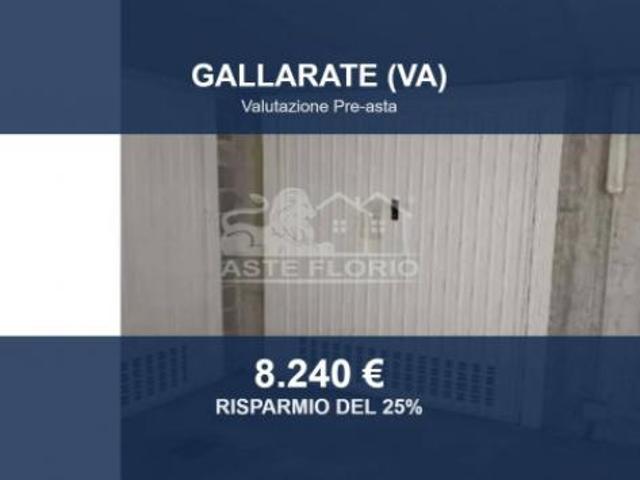 Box in vendita a Gallarate, Lombardia