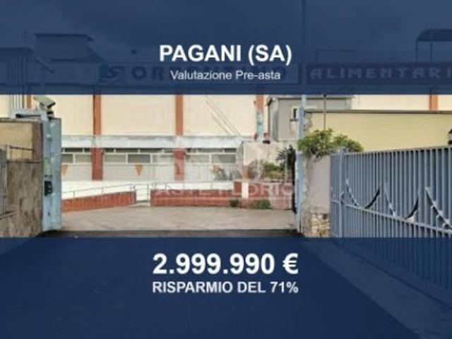 Capannone in vendita a Pagani, Campania