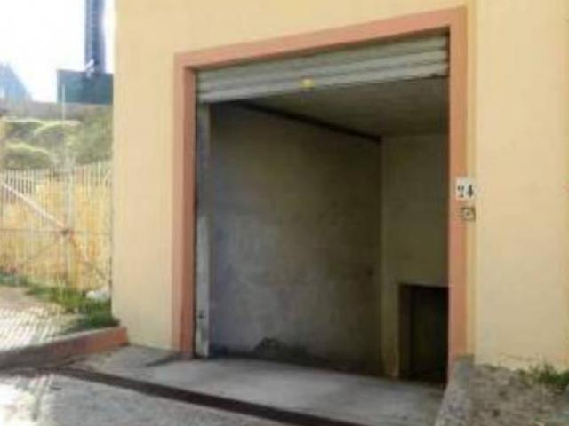 Box in vendita a Calabria, Cosenza