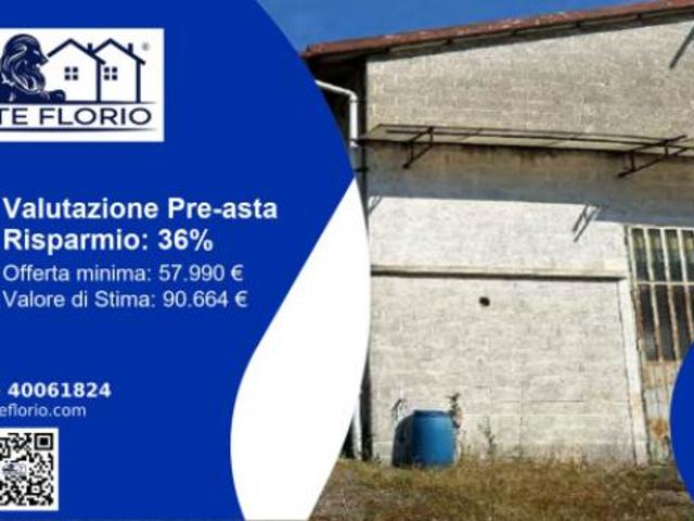 Capannone in vendita a Località San Bernardo, Piemonte