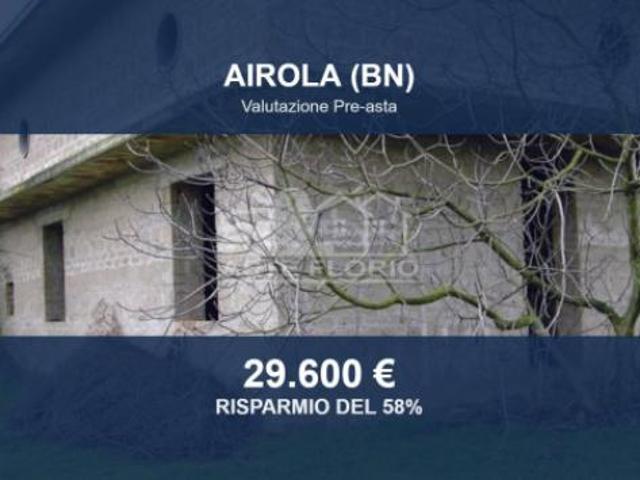 Villa Indipendente in vendita a Airola, Campania