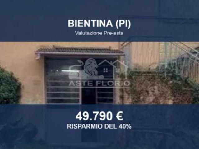 Locale Commerciale in vendita a Bientina, Toscana