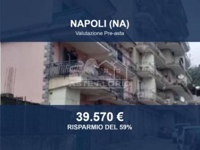 Capannone in vendita a Pianura, Napoli