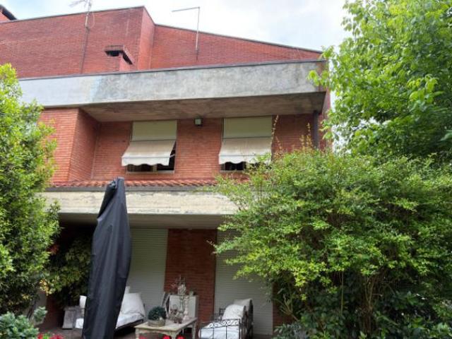 Villa Indipendente in vendita a Calci, Pisa