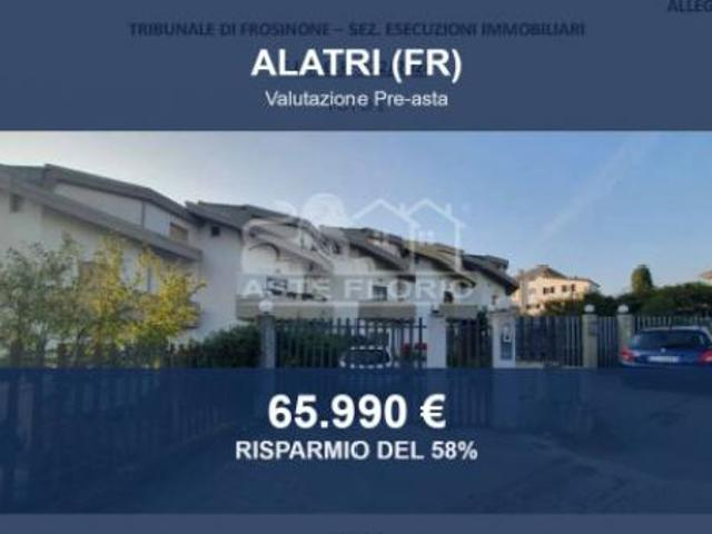 Villa Indipendente in vendita a Alatri, Lazio