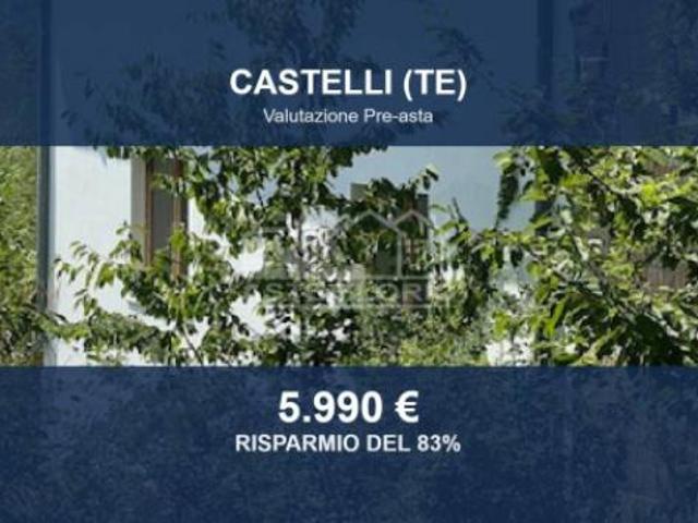 Villa Indipendente in vendita a Castelli, Abruzzo