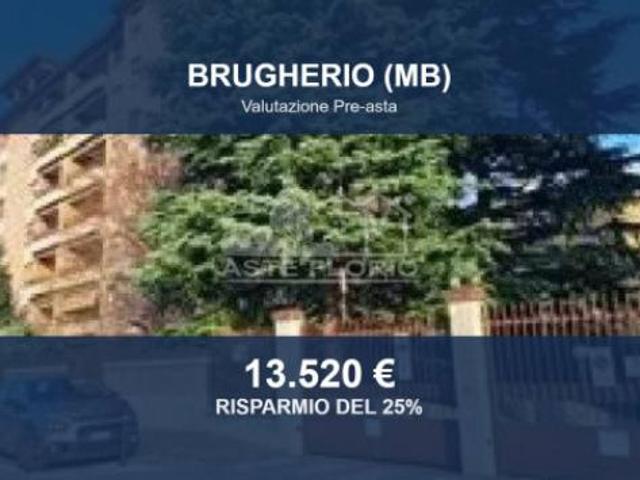 Box in vendita a Moncucco, Brugherio