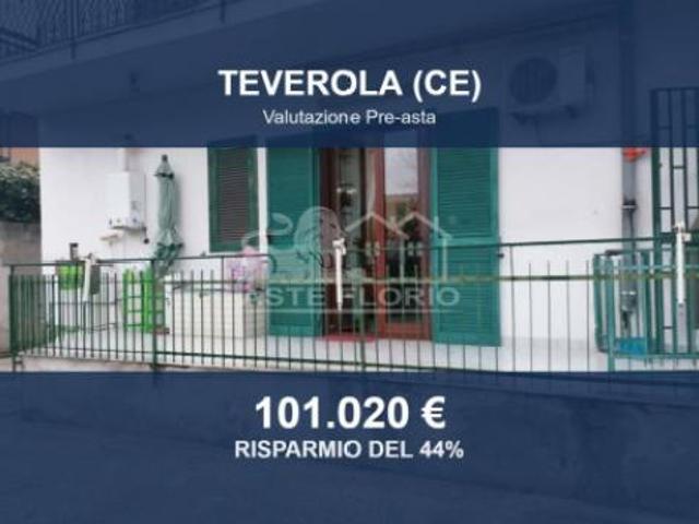 Villa Indipendente in vendita a Teverola, Campania