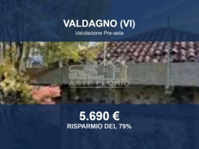 Villa Indipendente in vendita a Valdagno, Veneto