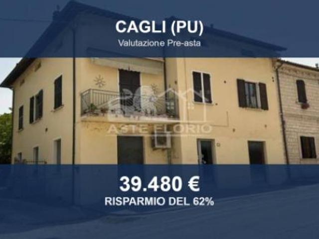 Locale Commerciale in vendita a Marche, Pesaro E Urbino