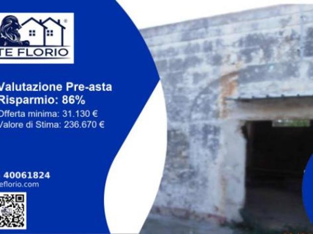 Villa Indipendente in vendita a Municipio 4, Puglia