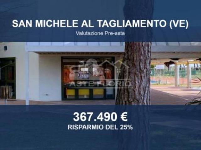 Locale Commerciale in vendita a Bibione Lido del Sole, San Michele Al Tagliamento