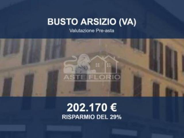 Locale Commerciale in vendita a Busto Arsizio, Lombardia