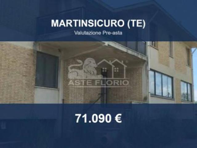 Appartamento in vendita a Unione dei Comuni della Val Vibrata, Martinsicuro