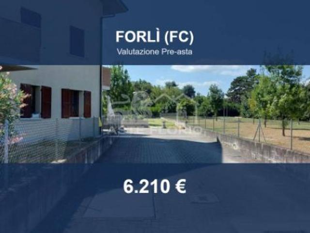 Box in vendita a Unione di Comuni della Romagna Forlivese, Quattro