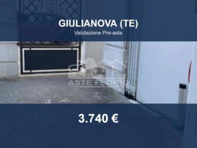 Terreno in vendita a Giulianova, Abruzzo
