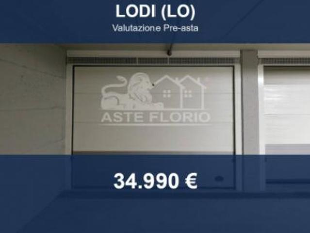 Box in vendita a Revellino, Lodi