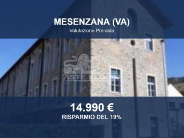 Locale Commerciale in vendita a Comunità Montana Valli del Verbano, Mesenzana
