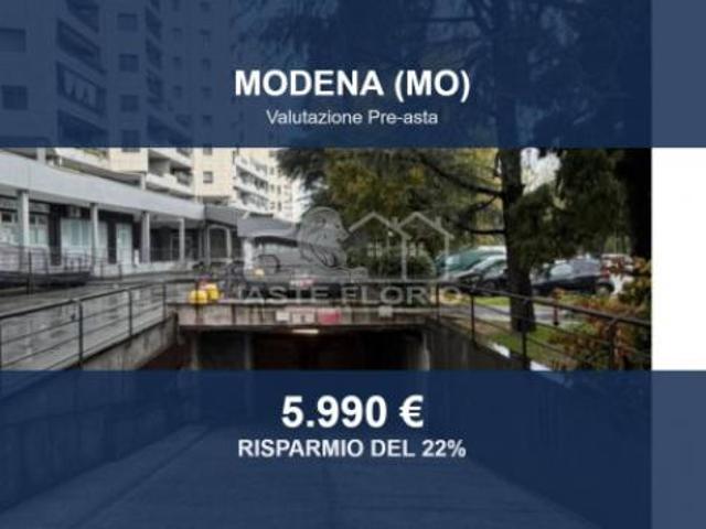 Box in vendita a San Faustino-Madonnina-Quattroville, Modena