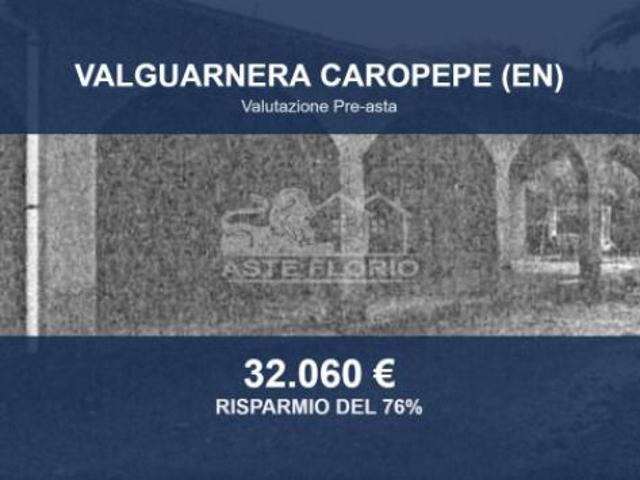 Villa Indipendente in vendita a Valguarnera, Sicilia