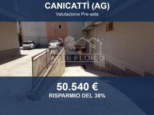 Capannone in vendita a Quartiere Oltreponte, Canicattì E Borgalino
