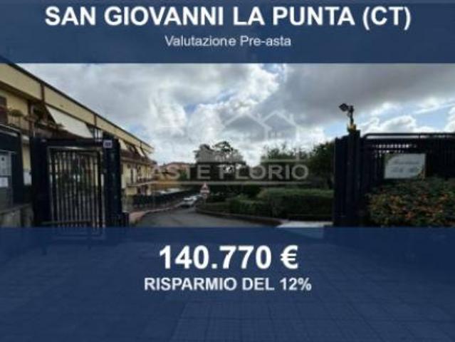 Villa Indipendente in vendita a San Giovanni La Punta, Sicilia