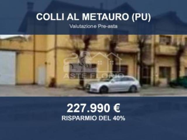 Capannone in vendita a Colli al Metauro, Marche