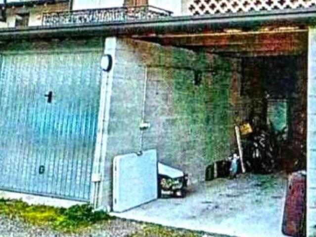 Box in vendita a Villa Romanò, Inverigo