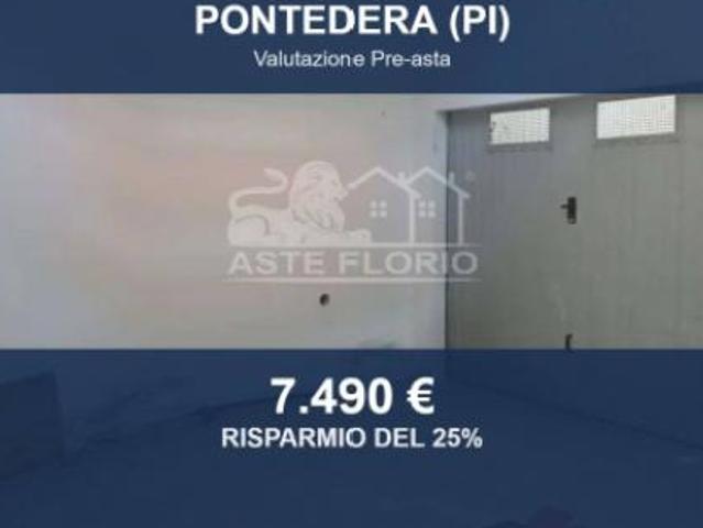 Box in vendita a Pontedera, Toscana