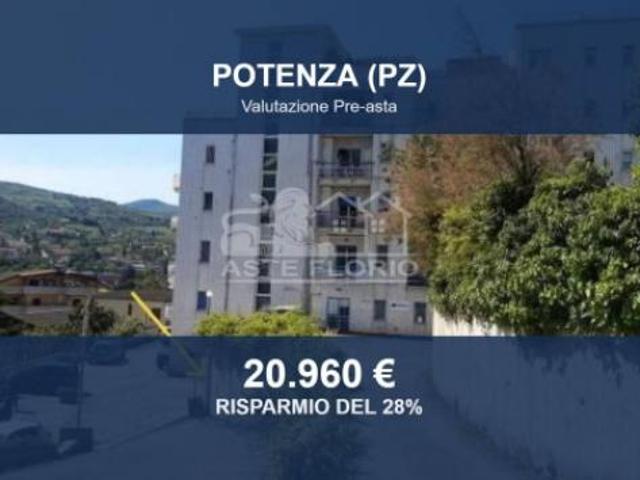 Box in vendita a Montereale, Potenza