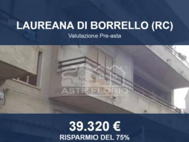Locale Commerciale in vendita a Calabria, Reggio Calabria