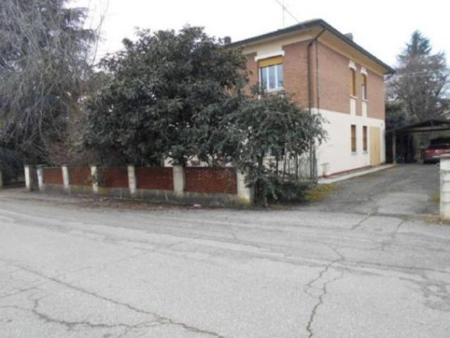 Villa Indipendente in vendita a Val d’Enza, Re