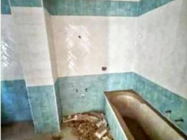 Capannone in vendita a Carini, Sicilia