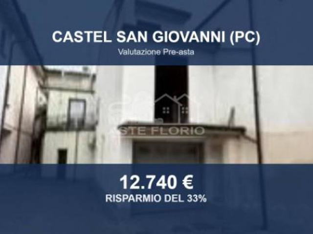 Box in vendita a Castel San Giovanni, Reggio Emilia