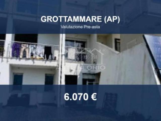 Box in vendita a Montesecco, Grottammare