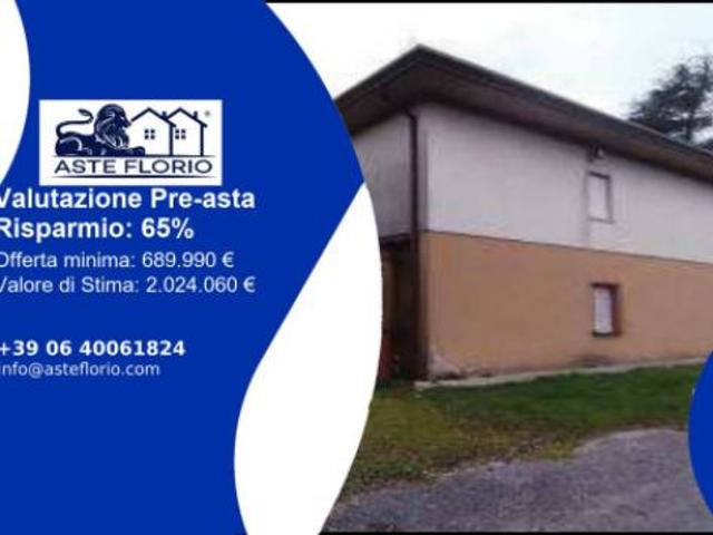 Locale Commerciale in vendita a Godega Sant'urbano, Veneto