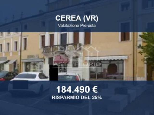 Locale Commerciale in vendita a Cerea, Veneto