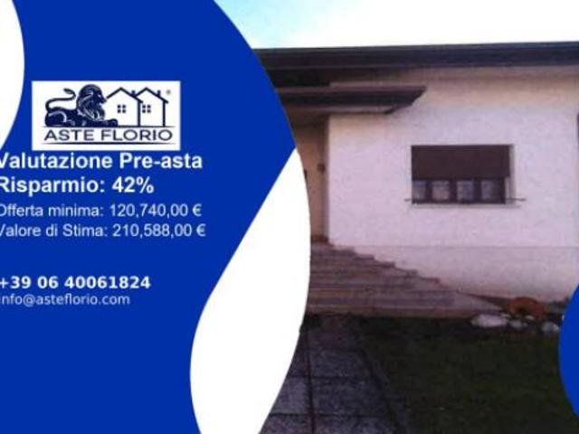 Villa Indipendente in vendita a Codognè, Veneto