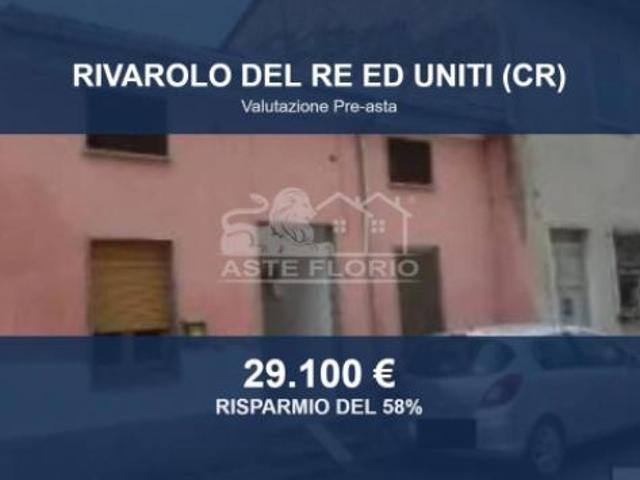 Villa Indipendente in vendita a Rivarolo del Re ed Uniti, Cremona