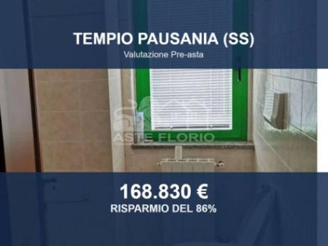 Capannone in vendita a Tempio Pausania, Sardigna/Sardegna