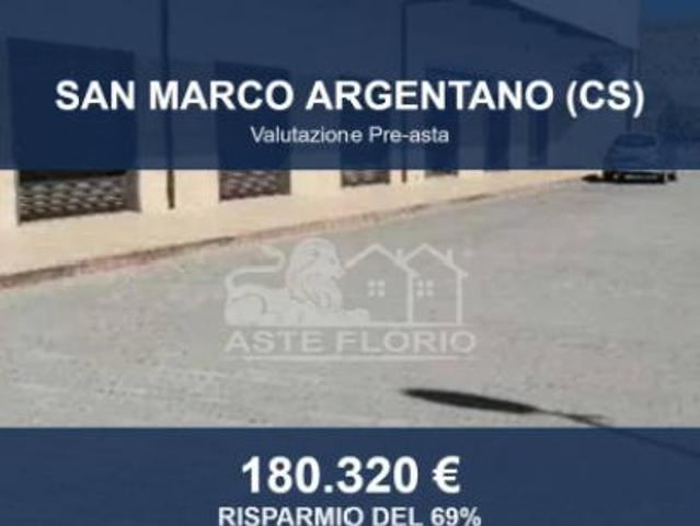 Capannone in vendita a Calabria, Cosenza