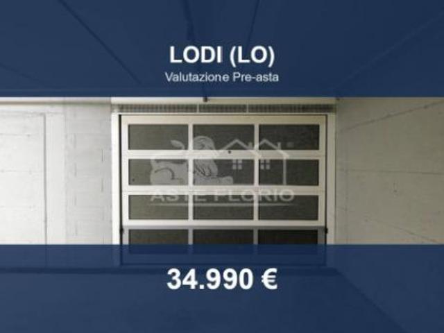 Box in vendita a Revellino, Lodi