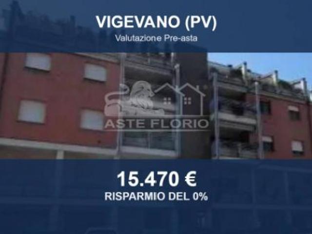 Box in vendita a Vigevano, Lombardia