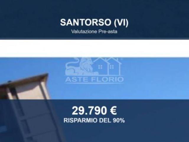 Capannone in vendita a Santorso, Veneto