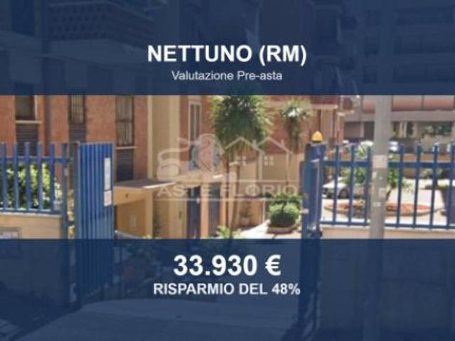 Box in vendita a Borgo Medievale, Roma Capitale